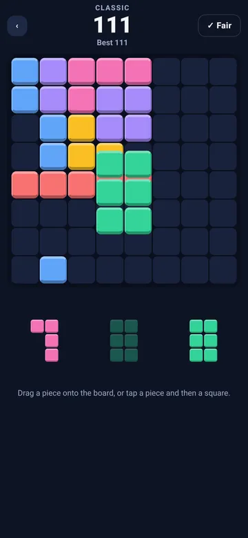 Square Fair gameplay: dragging a piece with a placement preview
